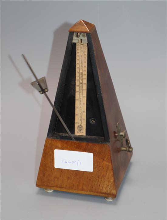 A 19th century French metronome height 23cm
